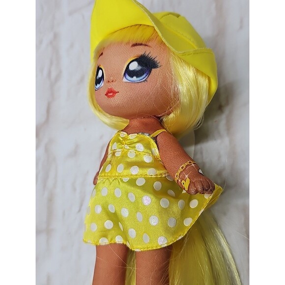 Na Na Surprise Doll Lot of 4 For OOAK, Custom Projects or Play No Accessories - Picture 10 of 12